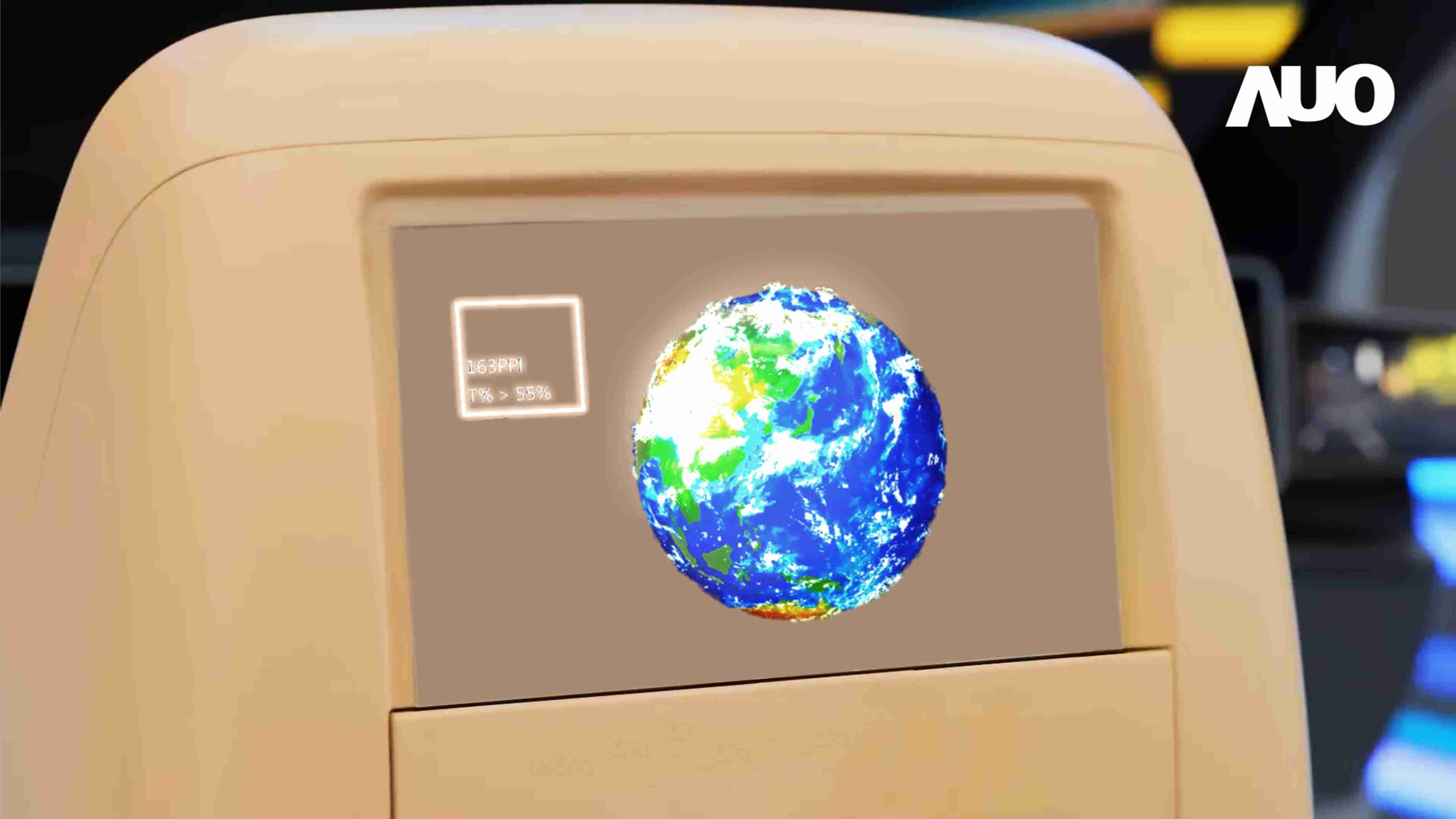 尊时凯龙突破设计与制程挑战，，，，推出全球最高分辨率163ppi的13.5吋透明Micro LED面板，，，并积极布局智能车市场，，，，以期拓展透明显示应用的可能性